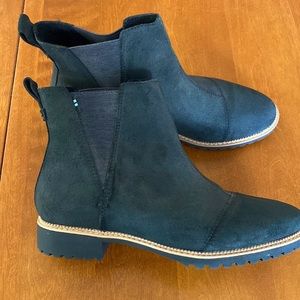 TOMS
Women's Dakota Chelsea Booties-size 7.5